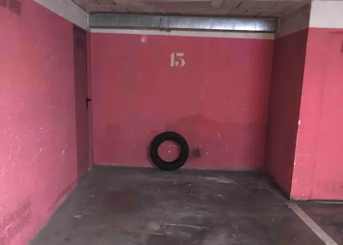 Ace Z12 Centrico 3 Pax - Parking Gratis *